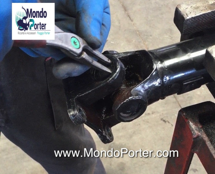 sostituzione crociera albero di trasmissione piaggio porter