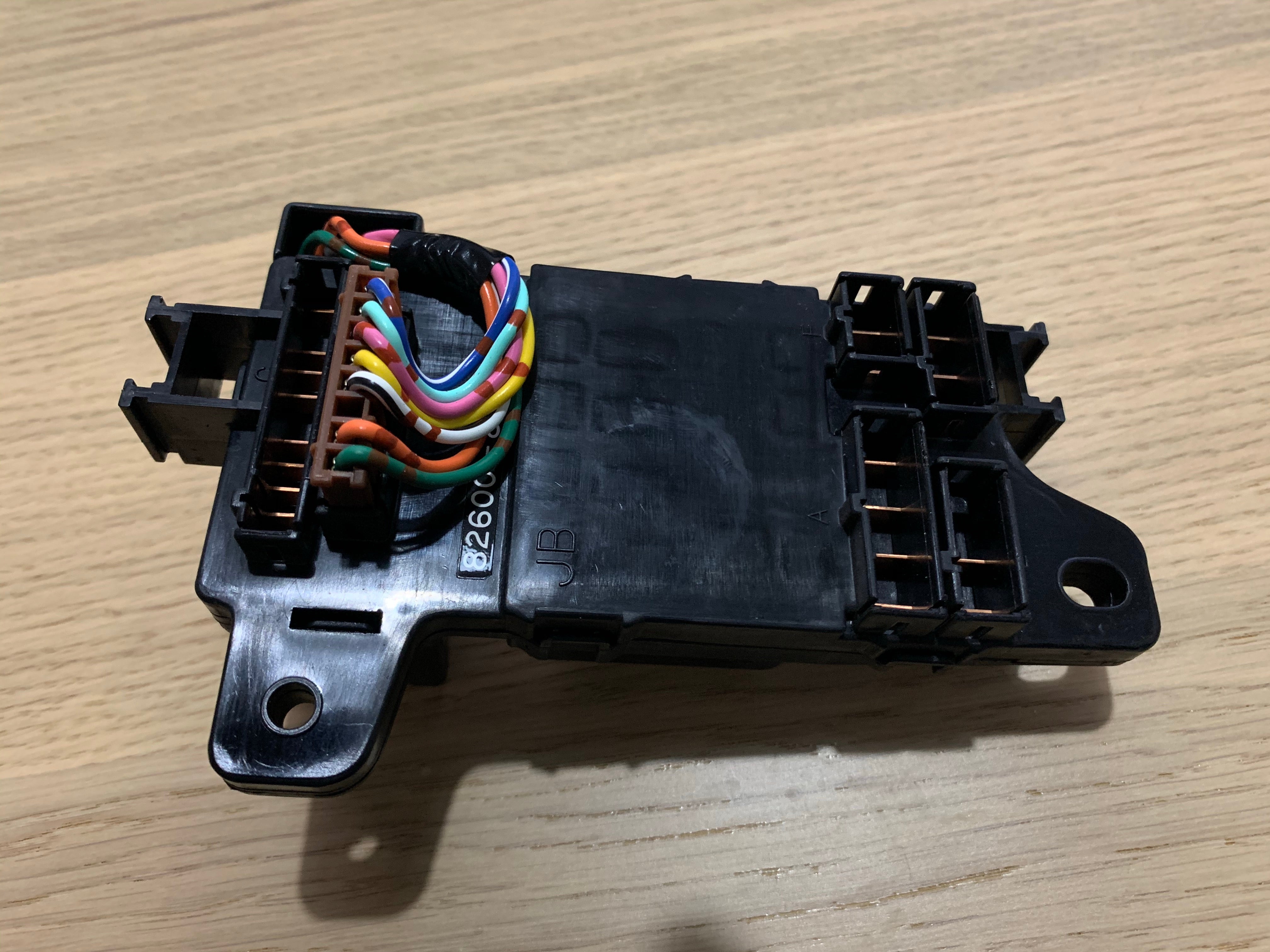 Scatola Porta Fusibili Piaggio Porter - Mondo Porter