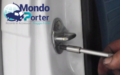 scontro piaggio porter