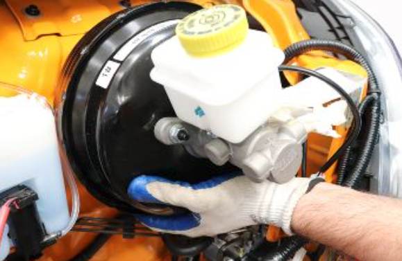Guida Sostituzione del Servofreno del Piaggio Porter NP6 - Mondo Porter